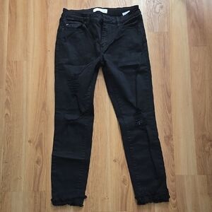 Black Distressed Women's Jeans
